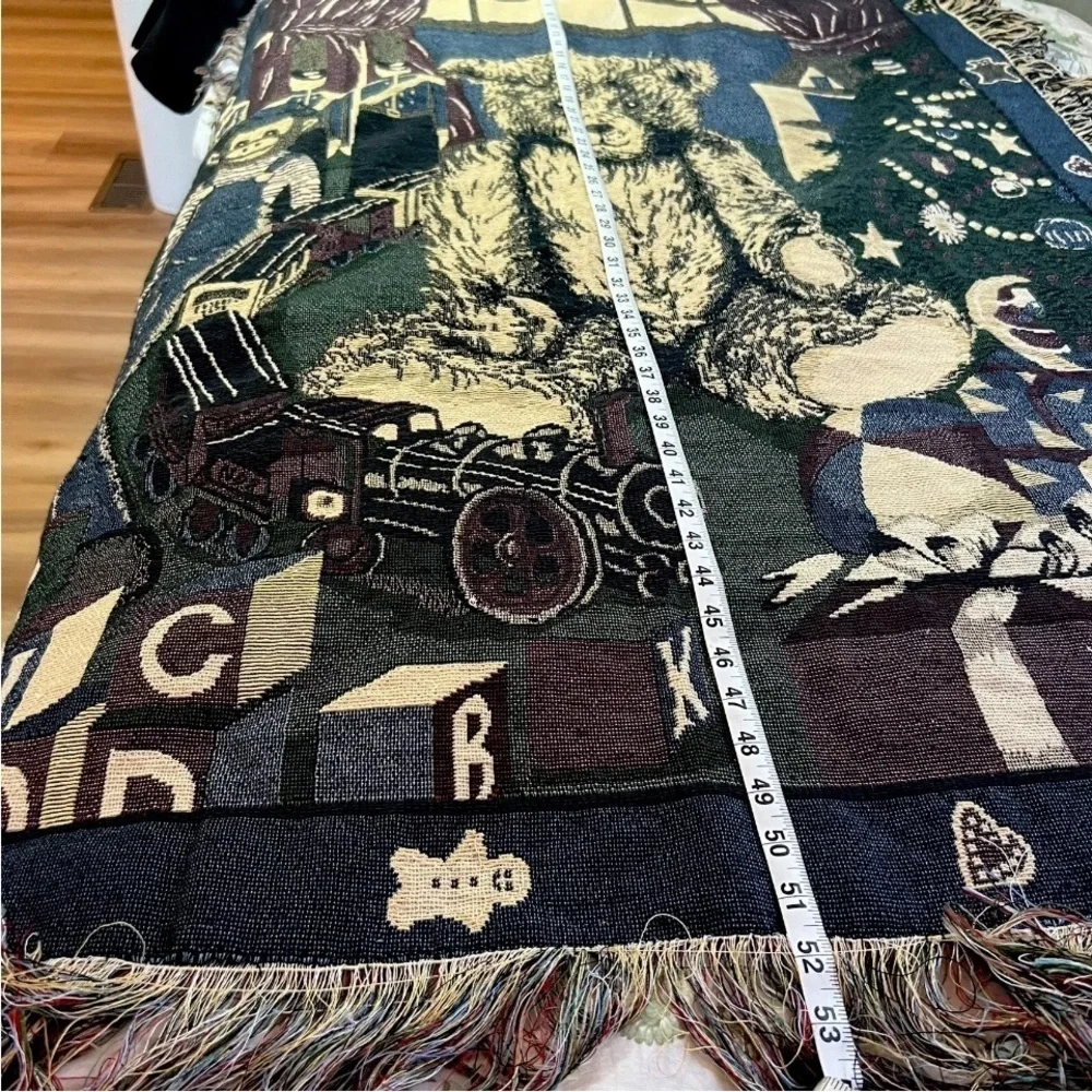 VTG Embroidered Tapestry Teddy Bear Blanket 40